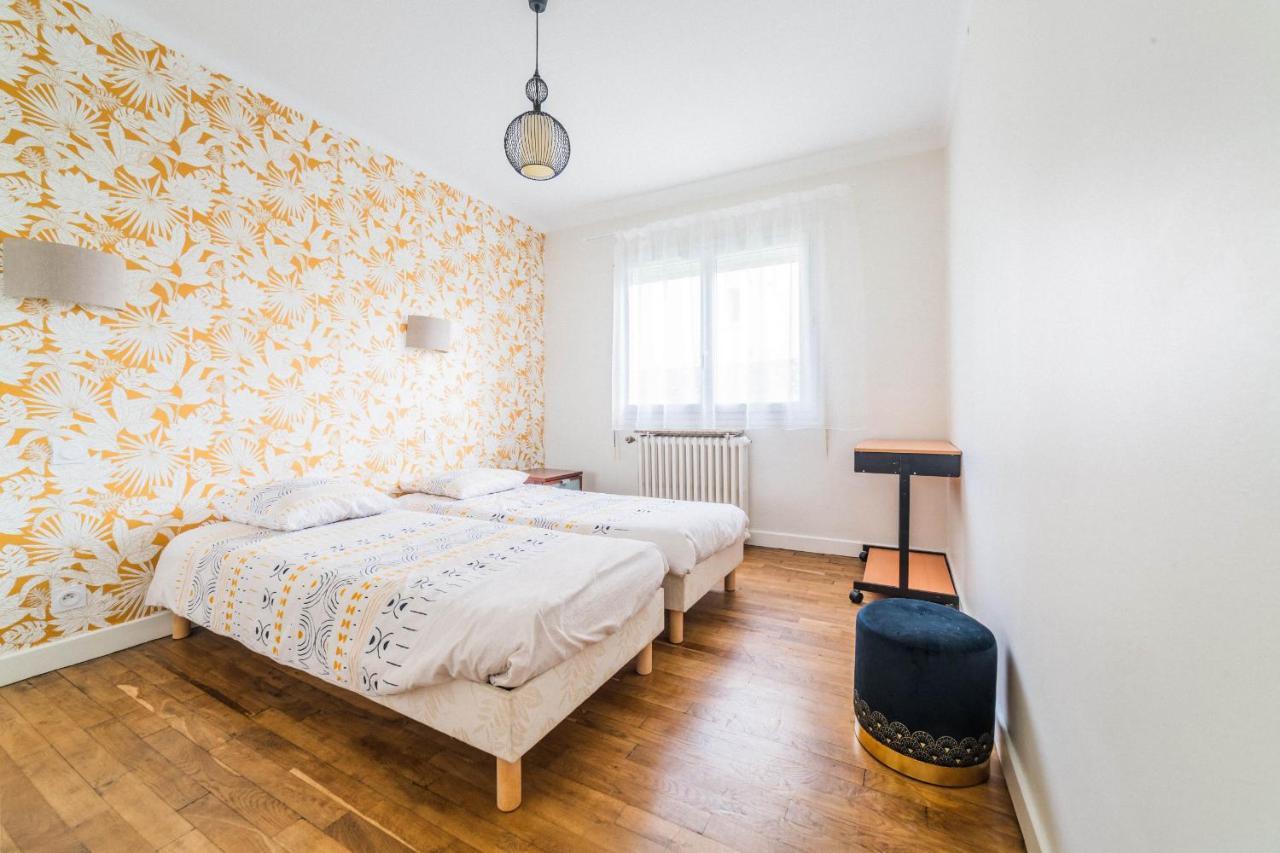 Les Rosiers - Maison Avec Jacuzzi Brive-la-Gaillarde Extérieur photo