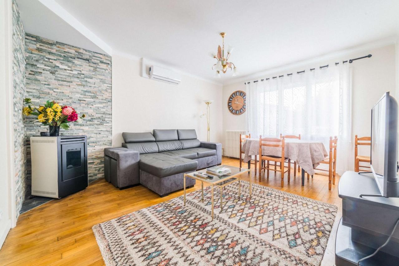 Les Rosiers - Maison Avec Jacuzzi Brive-la-Gaillarde Extérieur photo